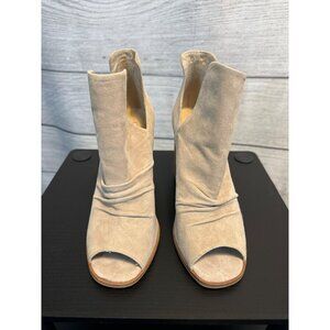 Kristin Cavallari Chinese Laundry Beige Peep-Toe Ankle Booties Size 7.5